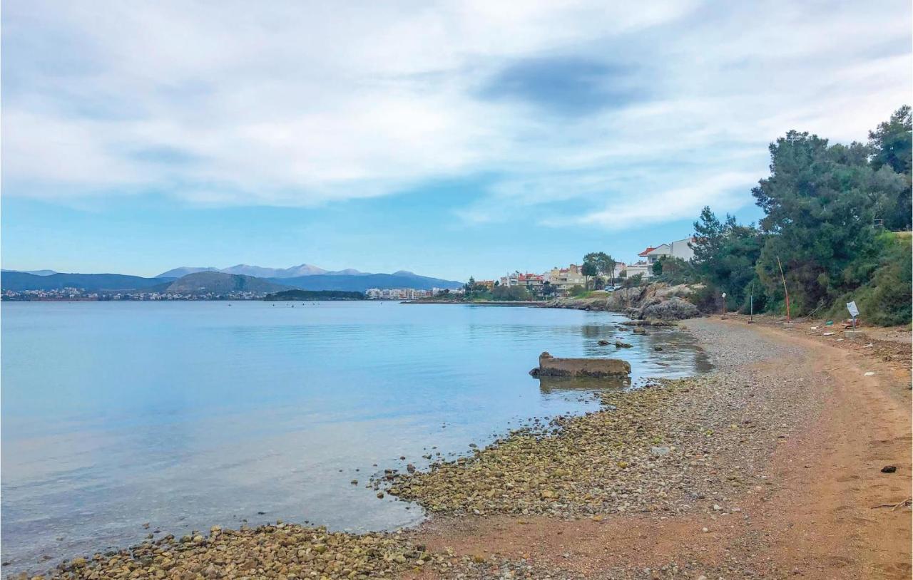 Amazing Home In Chalkida With Wifi Extérieur photo